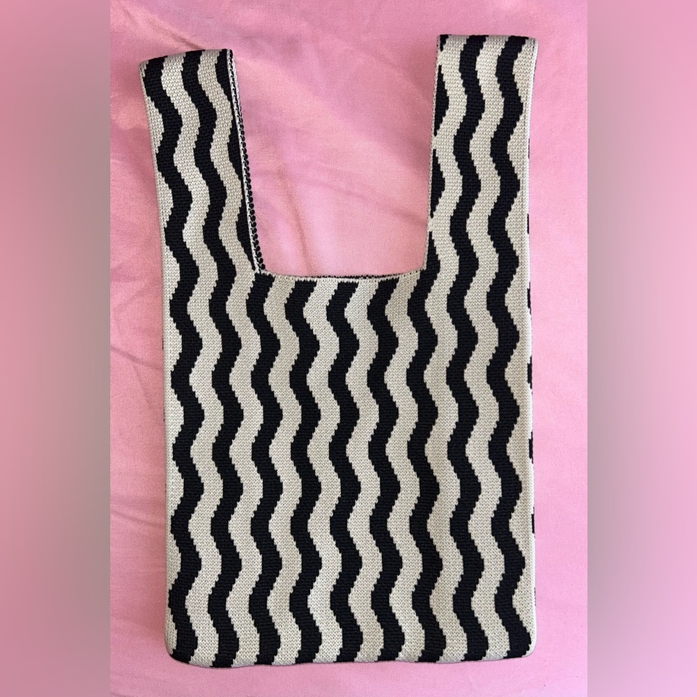 Black & Cream Wavy Knit Tote Bag | Stretch Fabric | Handmade Look | Minimalist